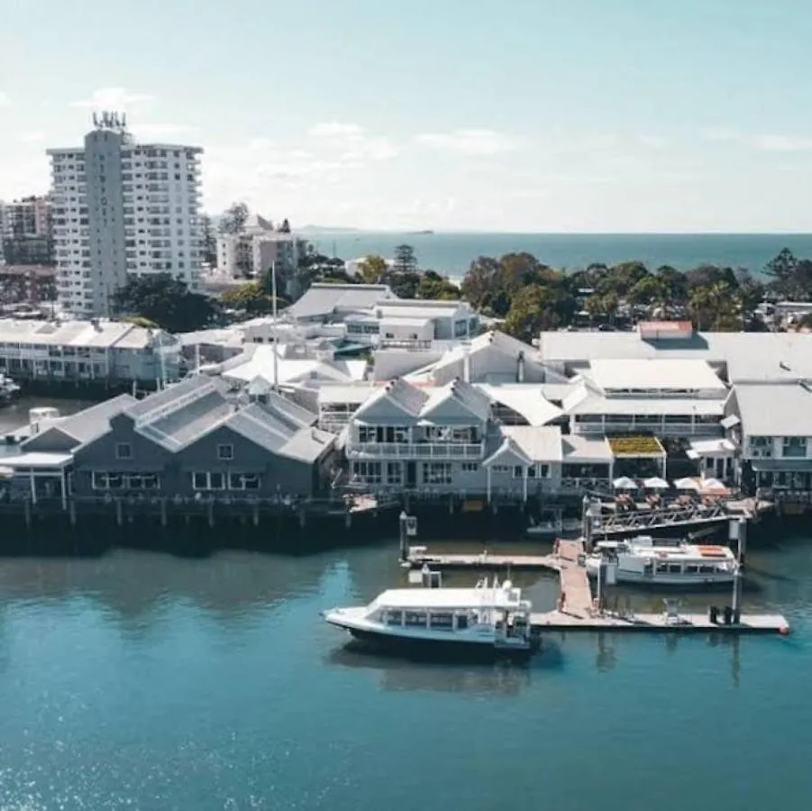 Coastal Retreat, Private, Wine, Netflix Apartment Buddina Australia